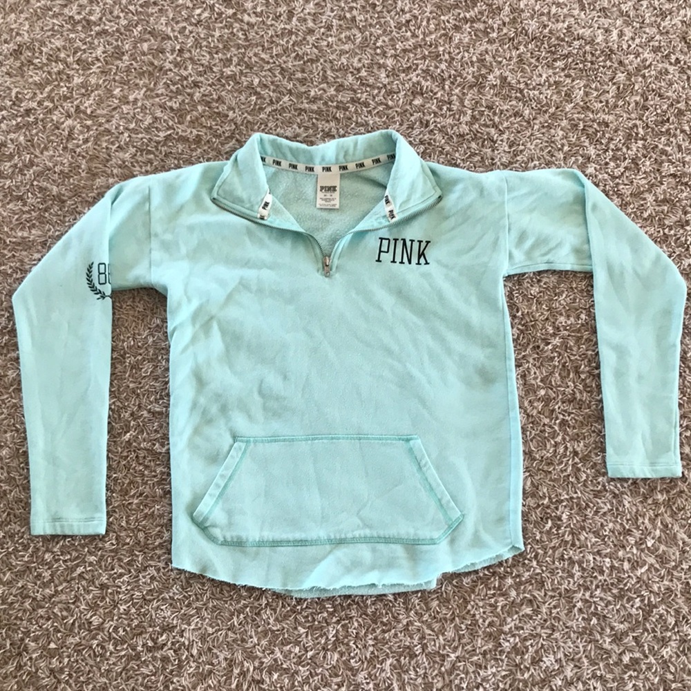 Baby blue pull over - PINK